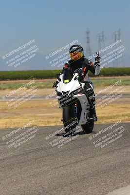 media/Jun-18-2023-Lets Ride (Sun) [[c6e4a777ea]]/C Group/240pm (Wheelie Bump)/